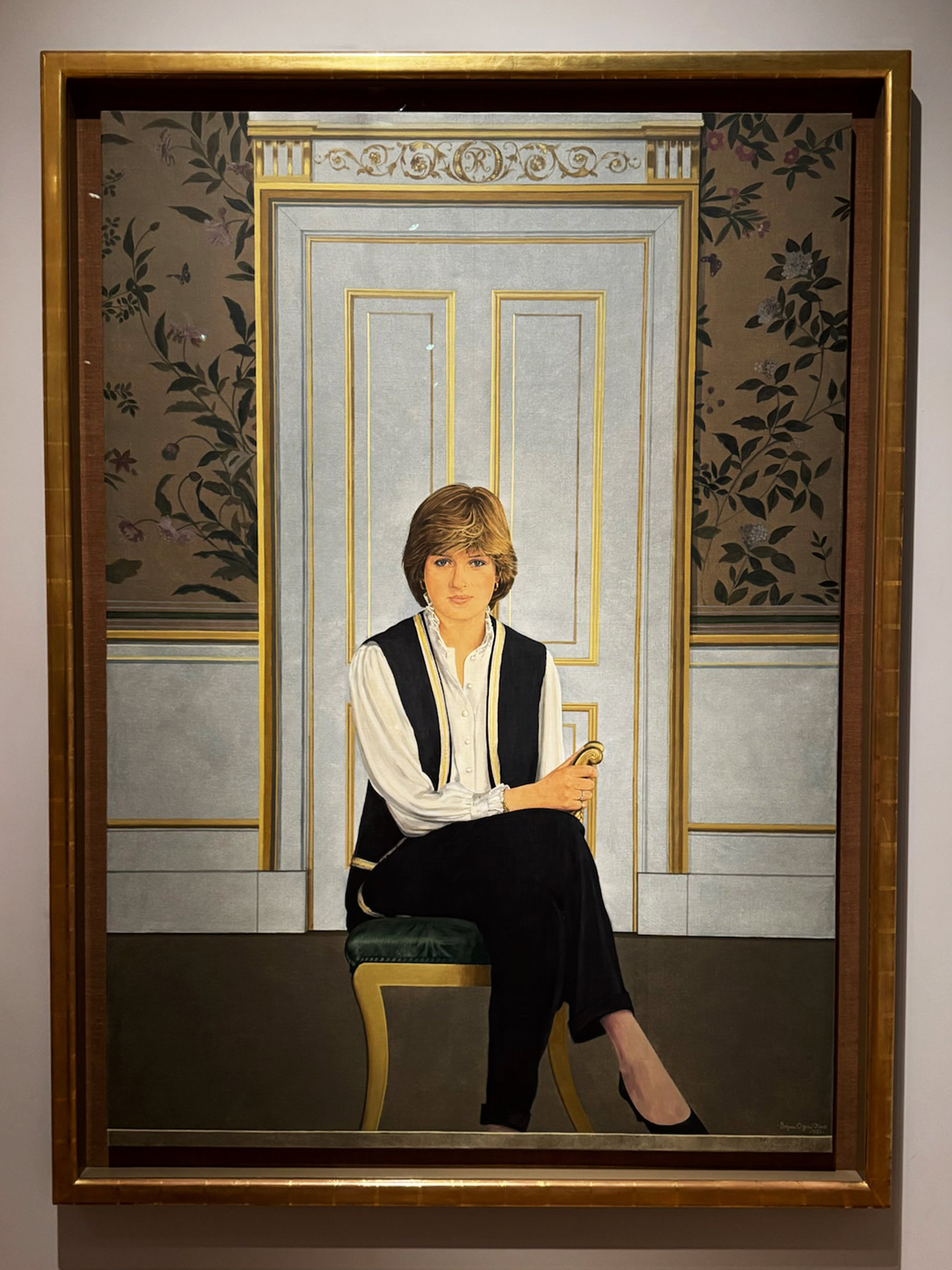 Photo of a portrait of Princess Diana